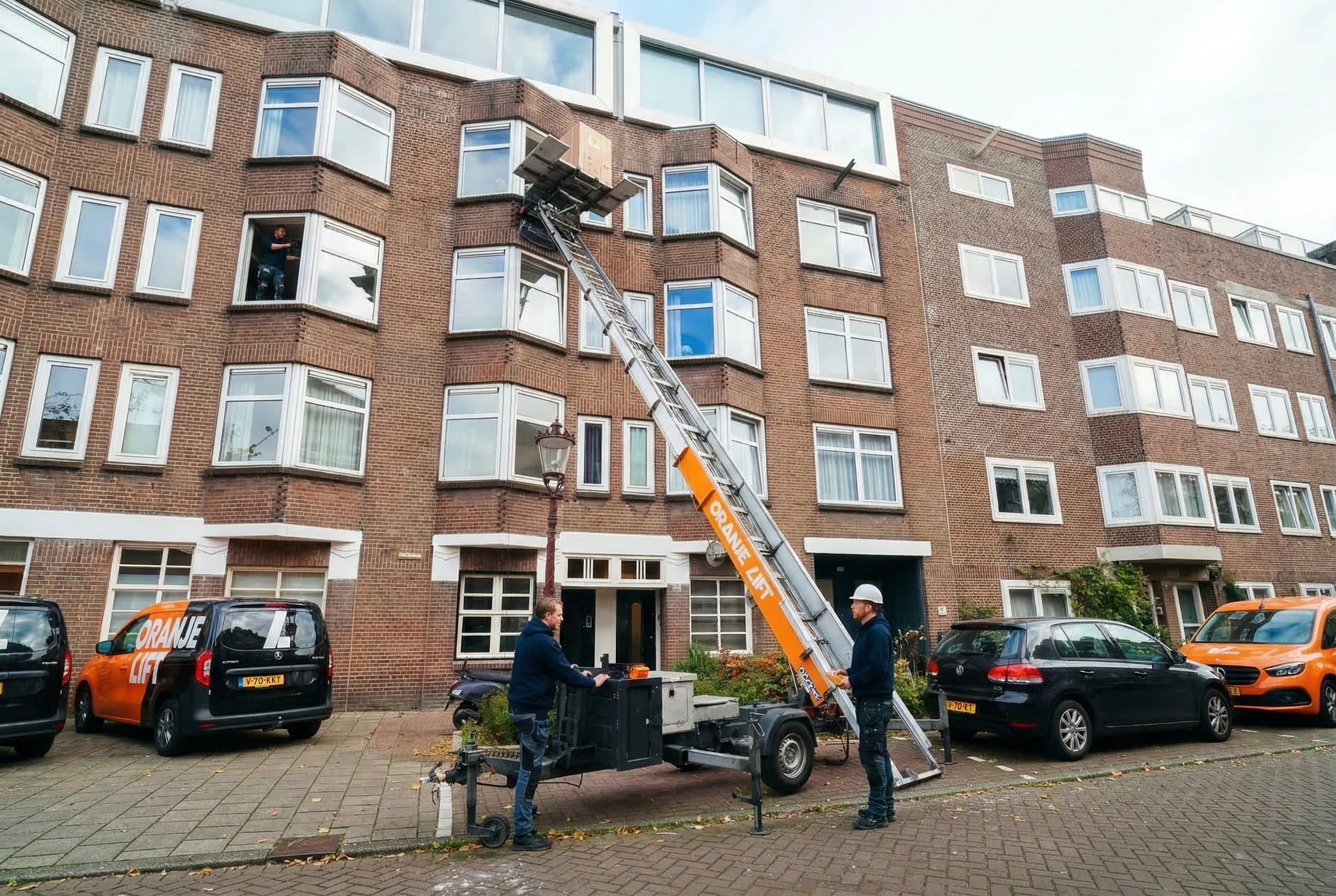 Verhuislift in actie in Houten